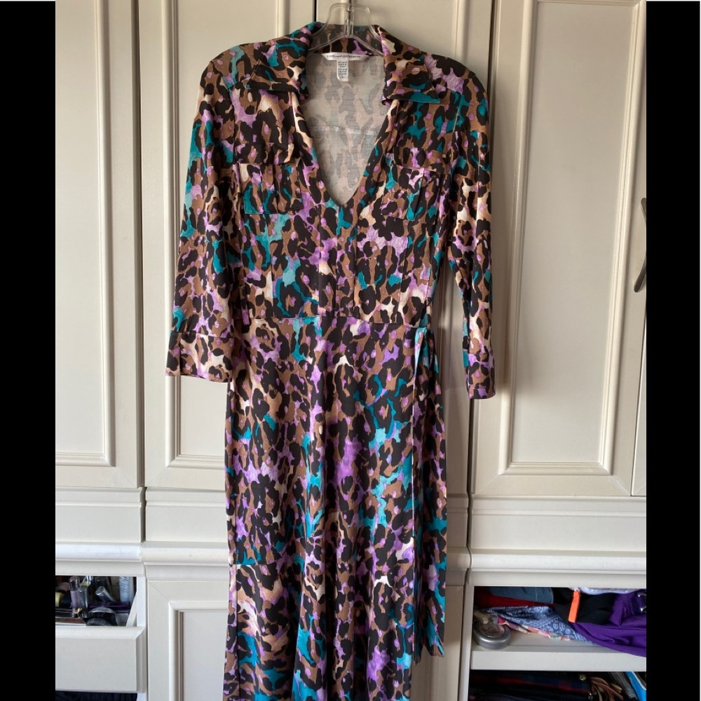 Diane Von Furstenberg dress; Size 4
